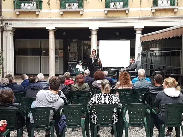 Elisa Carrer (Archivio Maffioli) during the cultural event