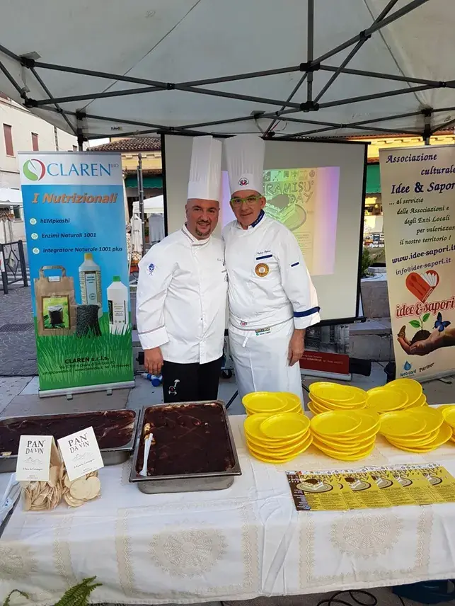 Alcide Candiotto with a colleague from the Vicenza Chefs Association